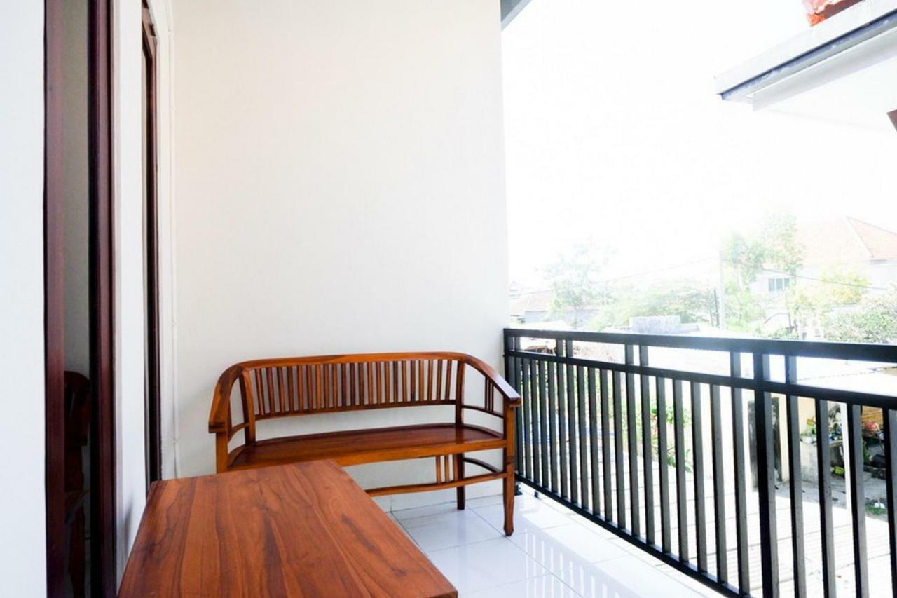 Reddoorz Near Mertasari Beach Denpasar Exteriör bild